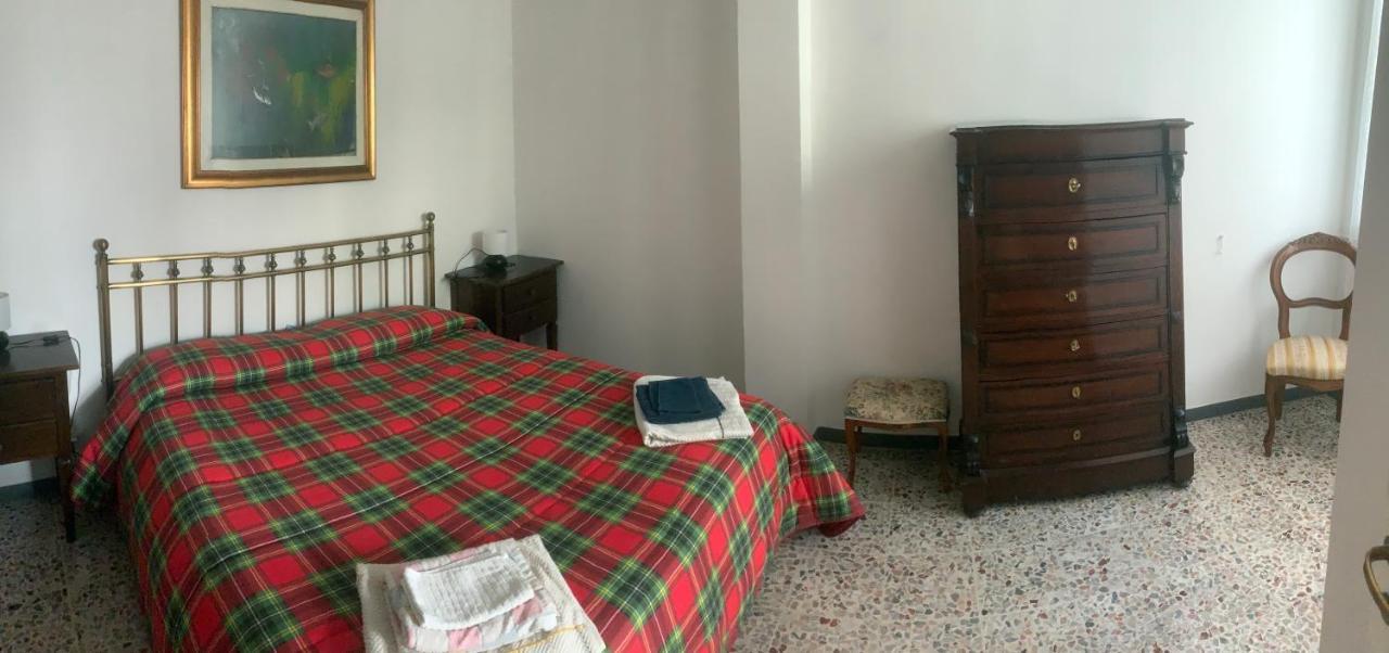 Casa Bianca 4 - Confortevole In Centro A Moneglia Buitenkant foto